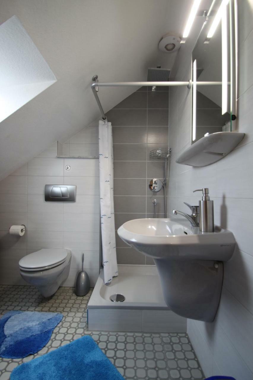B&B Am See Koeln - Privatzimmer Exteriér fotografie